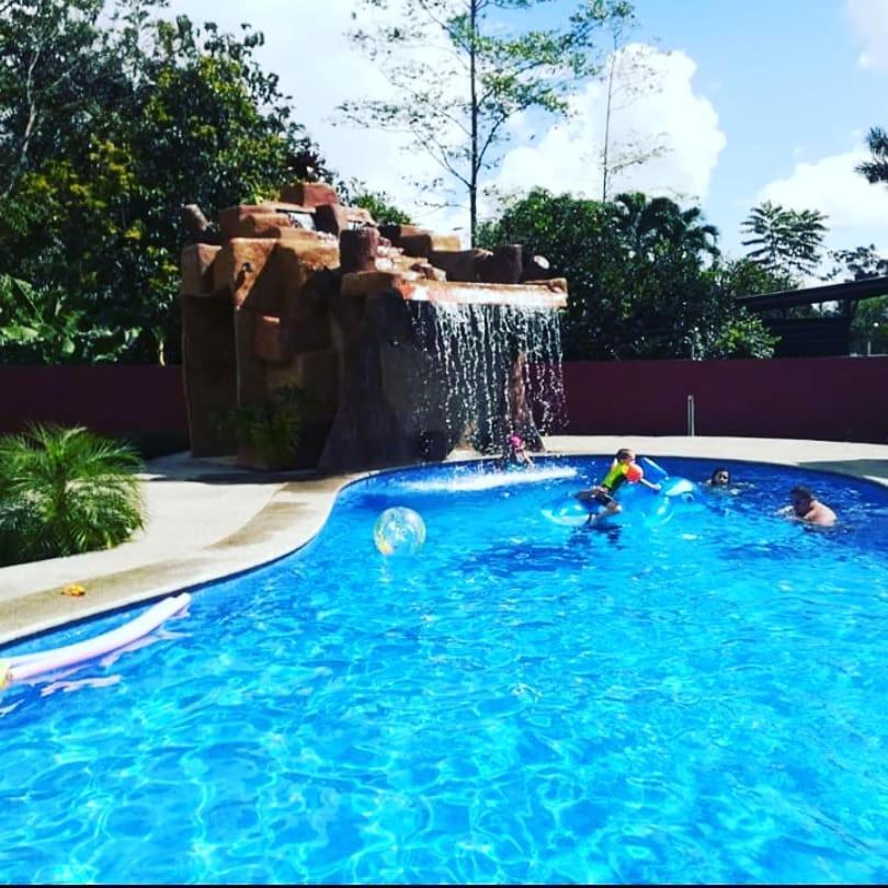 Ángeles Cabanas San Isidro מראה חיצוני תמונה